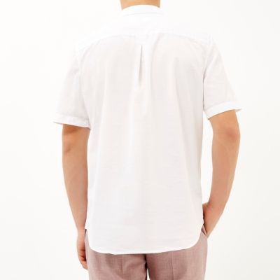 White twill short sleeve shirt